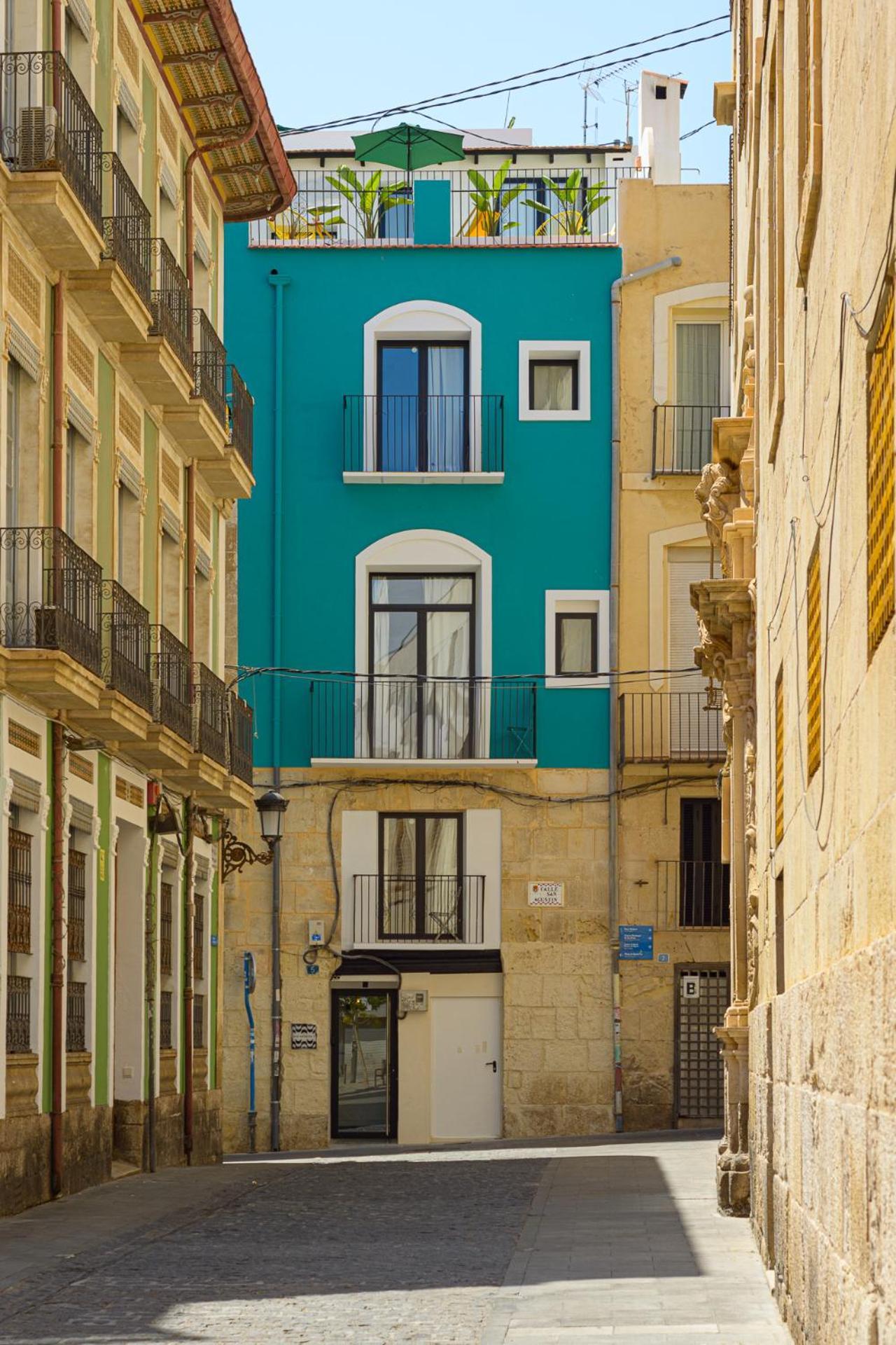 Apartment With Exceptional Charm In Historic Center Of Alicante Exterior photo